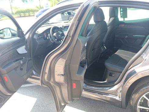 New 2024 Maserati Grecale GT image 38