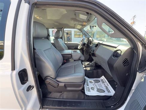 Used 2013 Ford F250 XL w/ PWR Equipment Group AWD/4WD image 27