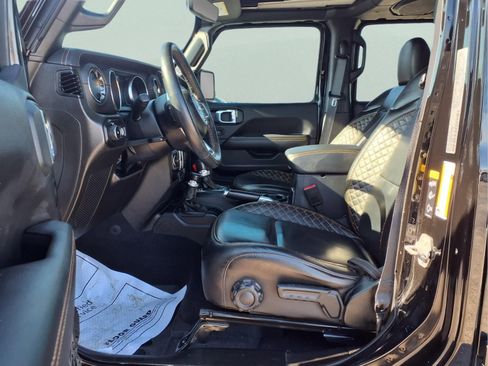 Used 2023 Jeep Wrangler Altitude image 22