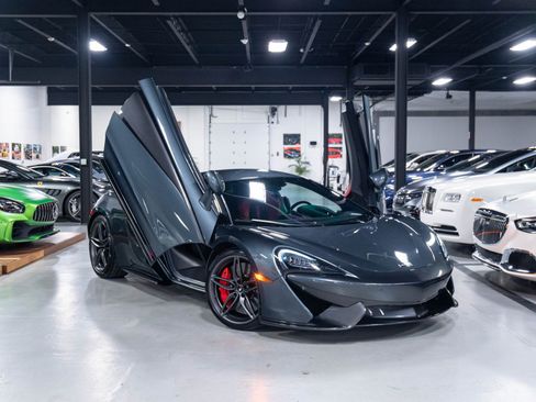 Used 2019 McLaren 570S Coupe RWD image 78