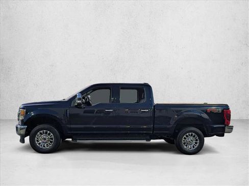 Used 2022 Ford F250 XLT w/ XLT Premium Package image 9