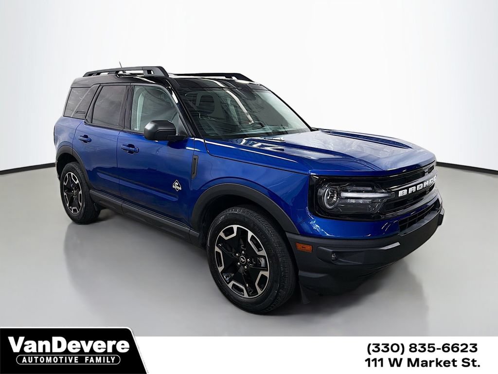 Used 2024 Ford Bronco Sport Outer Banks AWD/4WD image 1