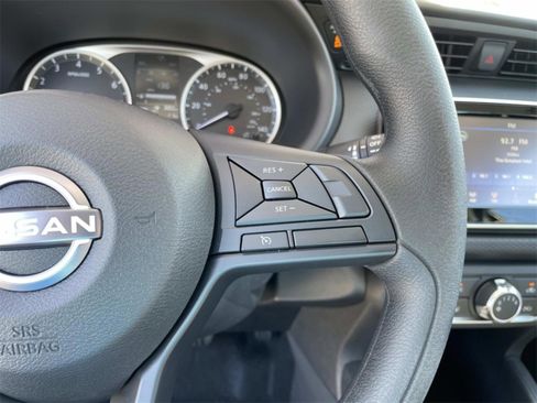 New 2025 Nissan Kicks Play S image 16