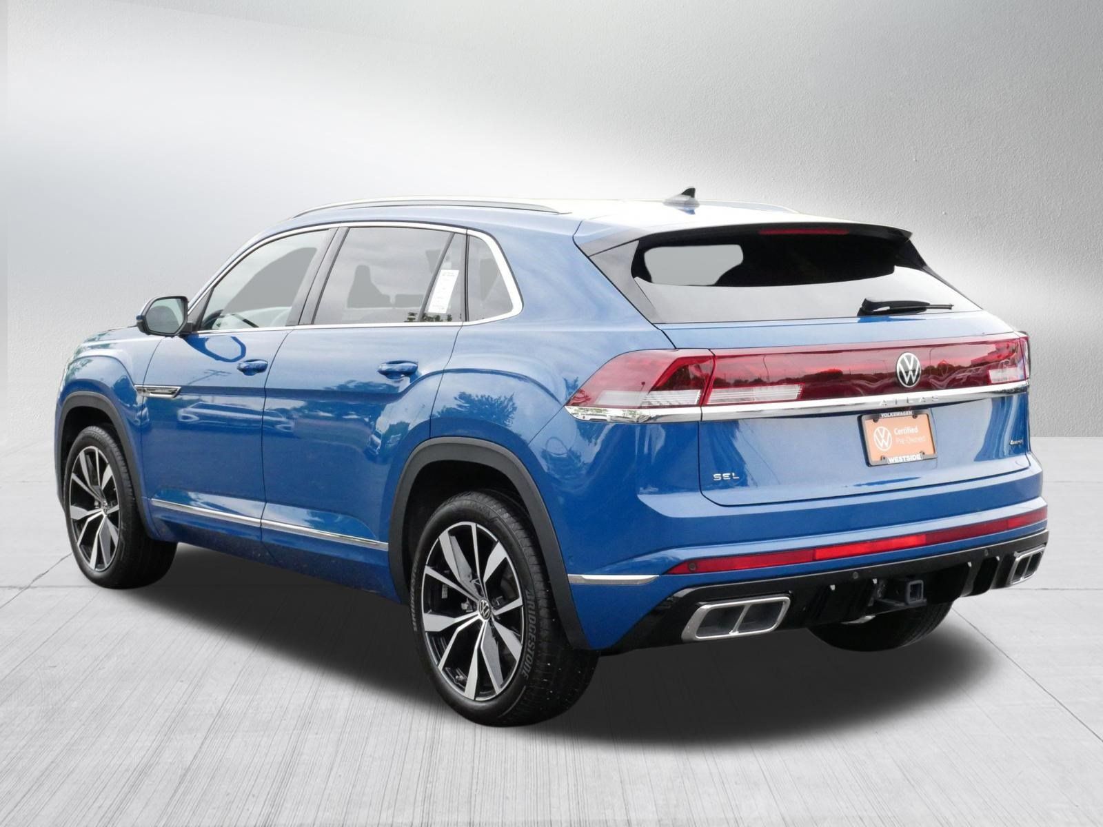 Certified 2026 Volkswagen Atlas Cross Sport SEL Premium R-Line AWD/4WD image 5