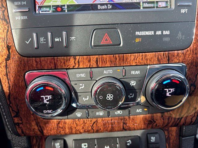 Used 2013 Chevrolet Traverse LTZ FWD image 21
