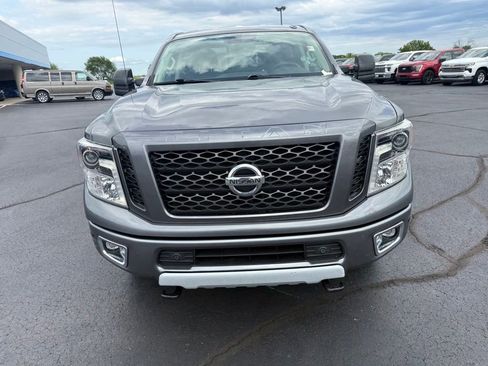 Used 2019 Nissan Titan PRO-4X w/ Pro-4x Utility Package AWD/4WD image 6