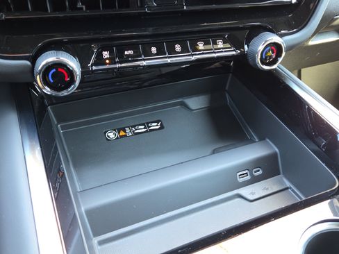 New 2026 Chevrolet Tahoe High Country image 24