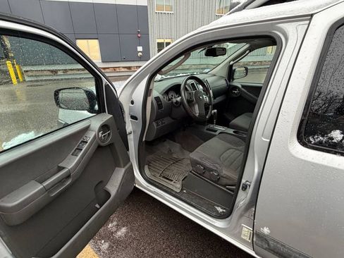 Used 2011 Nissan Xterra PRO-4X image 8