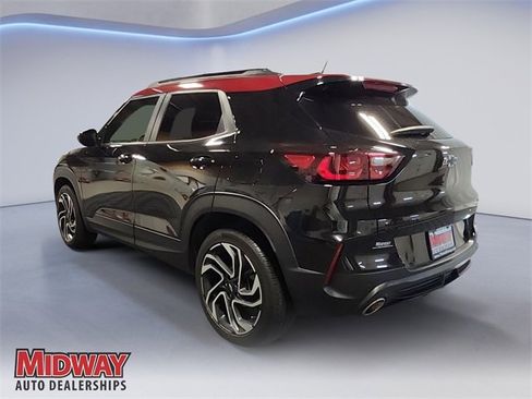 Used 2024 Chevrolet TrailBlazer RS w/ Convenience Package image 3