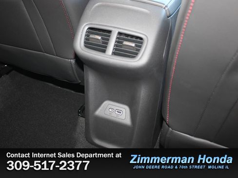 Used 2023 Buick Envision Essence w/ Sport Touring Package image 9