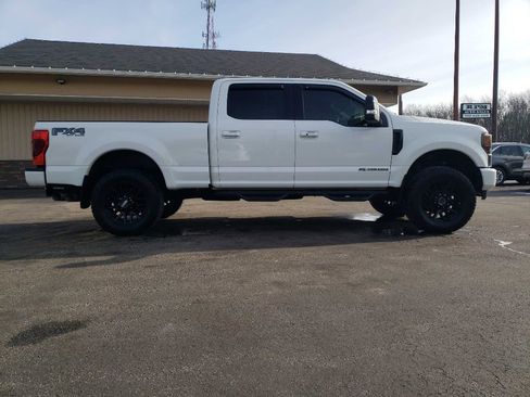 Used 2020 Ford F250 Lariat image 6