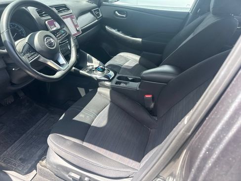 Used 2019 Nissan Leaf SV Plus w/ SV Plus Technology Package FWD image 10