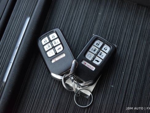 Used 2018 Honda Odyssey EX-L image 30