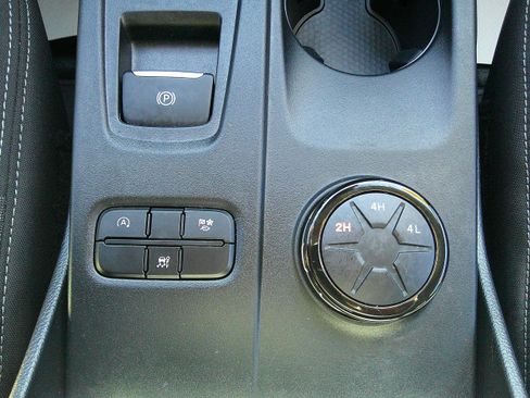 Used 2024 Ford Ranger XL w/ Trailer Tow Package image 12