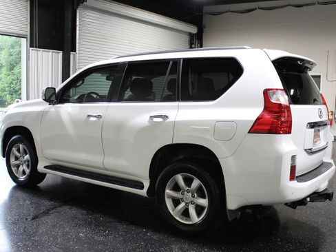 Used 2011 Lexus GX 460 w/ Comfort Plus Pkg AWD/4WD image 5