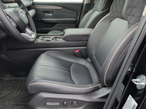 Certified 2026 Honda Pilot Elite image 5