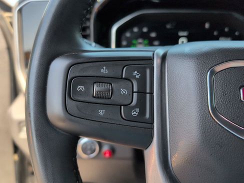 Used 2024 GMC Sierra 1500 SLT AWD/4WD image 30