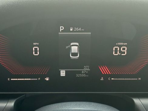 Used 2025 Kia K4 LXS image 39