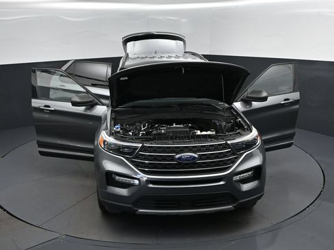 Used 2023 Ford Explorer XLT w/ Equipment Group 202A AWD/4WD image 52