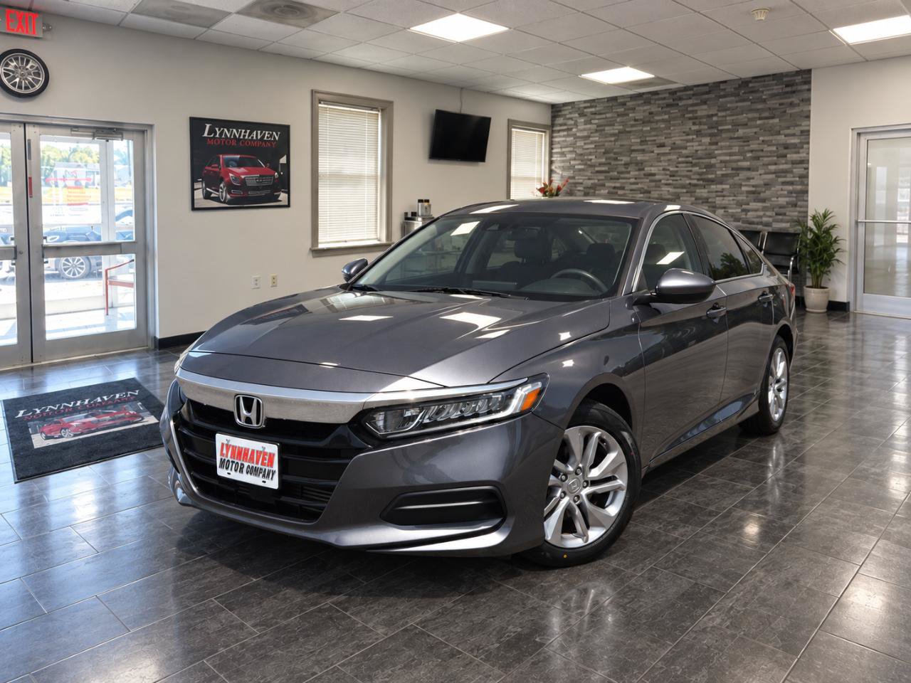 Used 2019 Honda Accord LX image 3