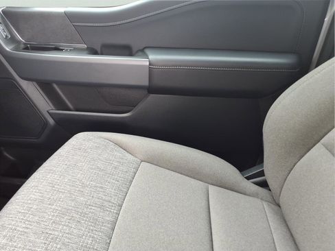 Used 2025 Ford F150 XLT w/ Equipment Group 302A MID image 28