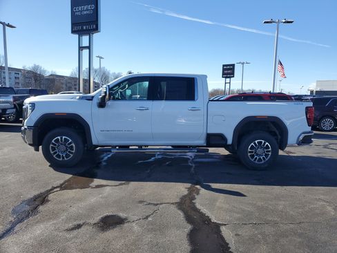 New 2026 GMC Sierra 2500 SLT w/ SLT Premium Package AWD/4WD image 8