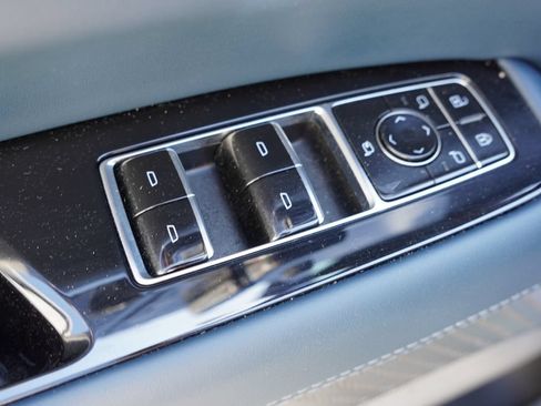 Used 2025 Cadillac Escalade IQ Luxury 2 w/ LPO, Premium Carpet Package AWD/4WD image 27