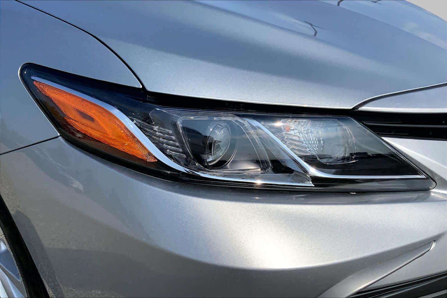 Used 2024 Toyota Camry LE FWD image 27