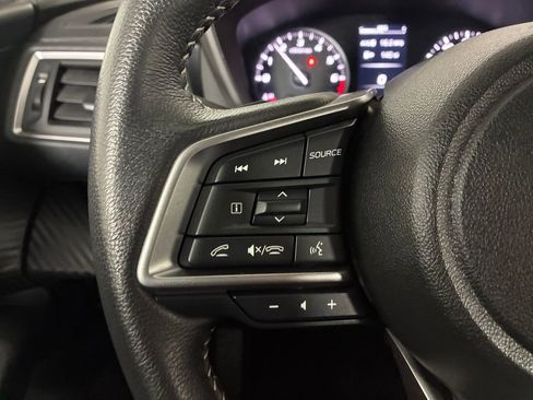 Used 2024 Subaru Ascent Premium w/ Convenience Package image 11