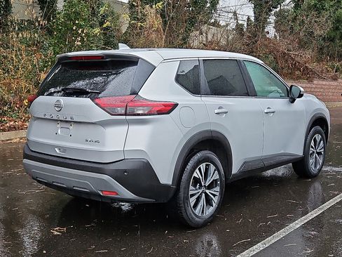 Certified 2023 Nissan Rogue SV image 6