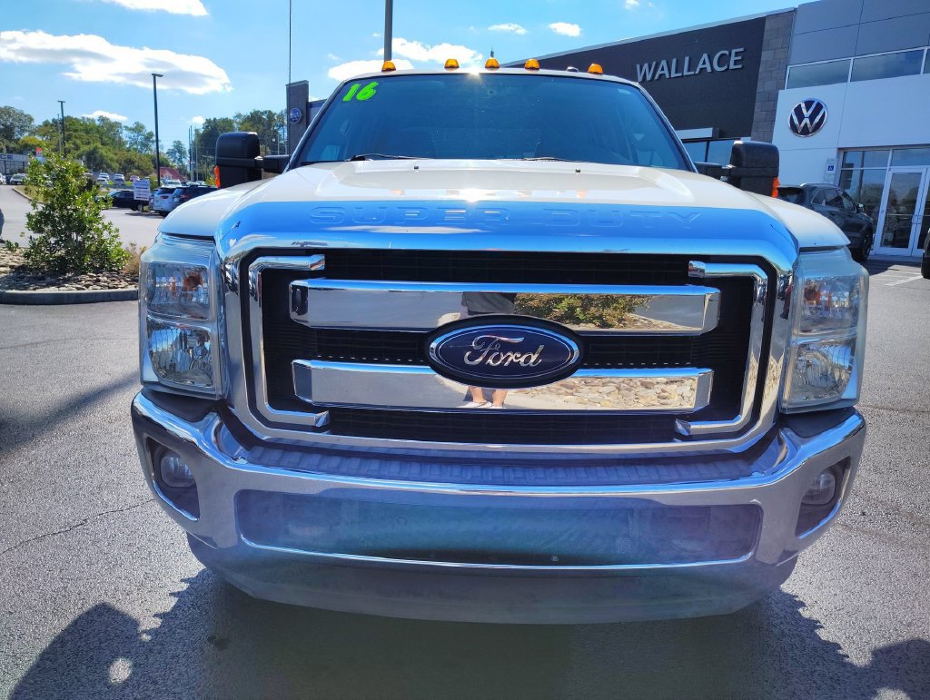 Used 2016 Ford F350 XLT w/ XLT Value Package AWD/4WD image 2