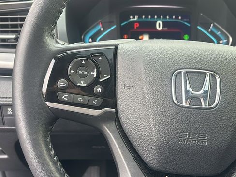 Used 2024 Honda Odyssey Touring image 17