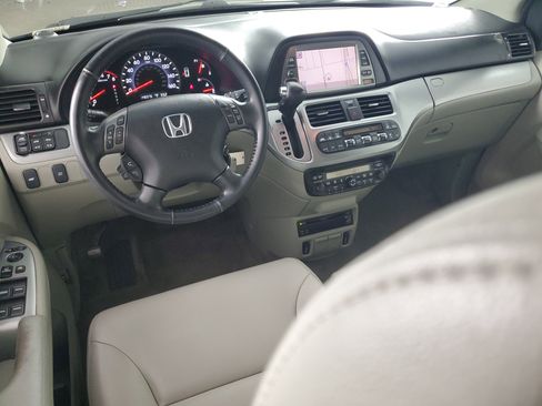 Used 2010 Honda Odyssey EX-L image 16