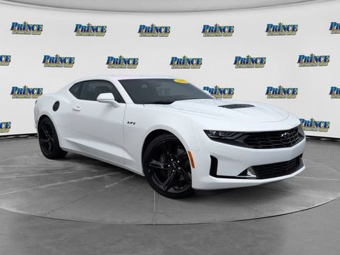 Used 2022 Chevrolet Camaro LT w/ RS Package RWD image 3