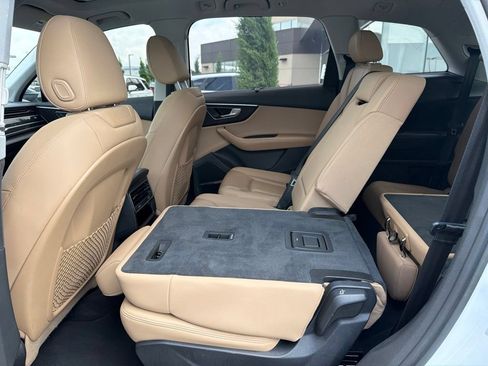 Used 2021 Audi Q7 3.0T Prestige w/ Prestige Package AWD/4WD image 13