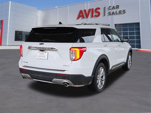 Used 2023 Ford Explorer Limited image 5
