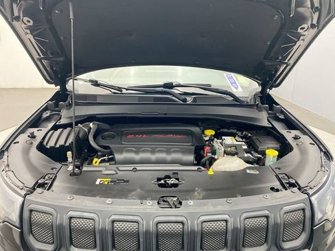 Used 2022 Jeep Compass Latitude AWD/4WD image 11