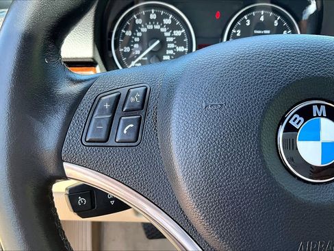 Used 2011 BMW 328i Convertible image 20