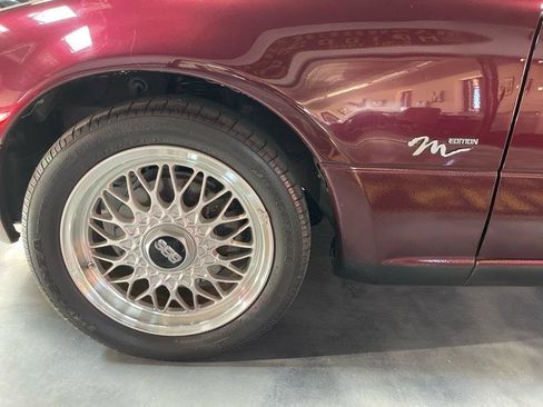 Used 1995 MAZDA MX-5 Miata M-Edition RWD image 17
