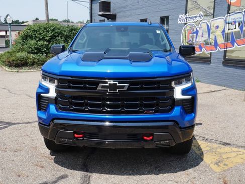Used 2024 Chevrolet Silverado 1500 LT Trail Boss w/ Protection Package AWD/4WD image 2