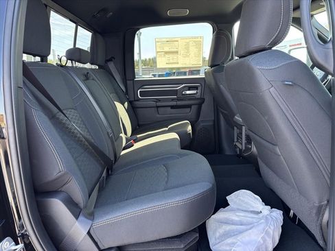 New 2026 RAM 2500 Big Horn AWD/4WD image 11