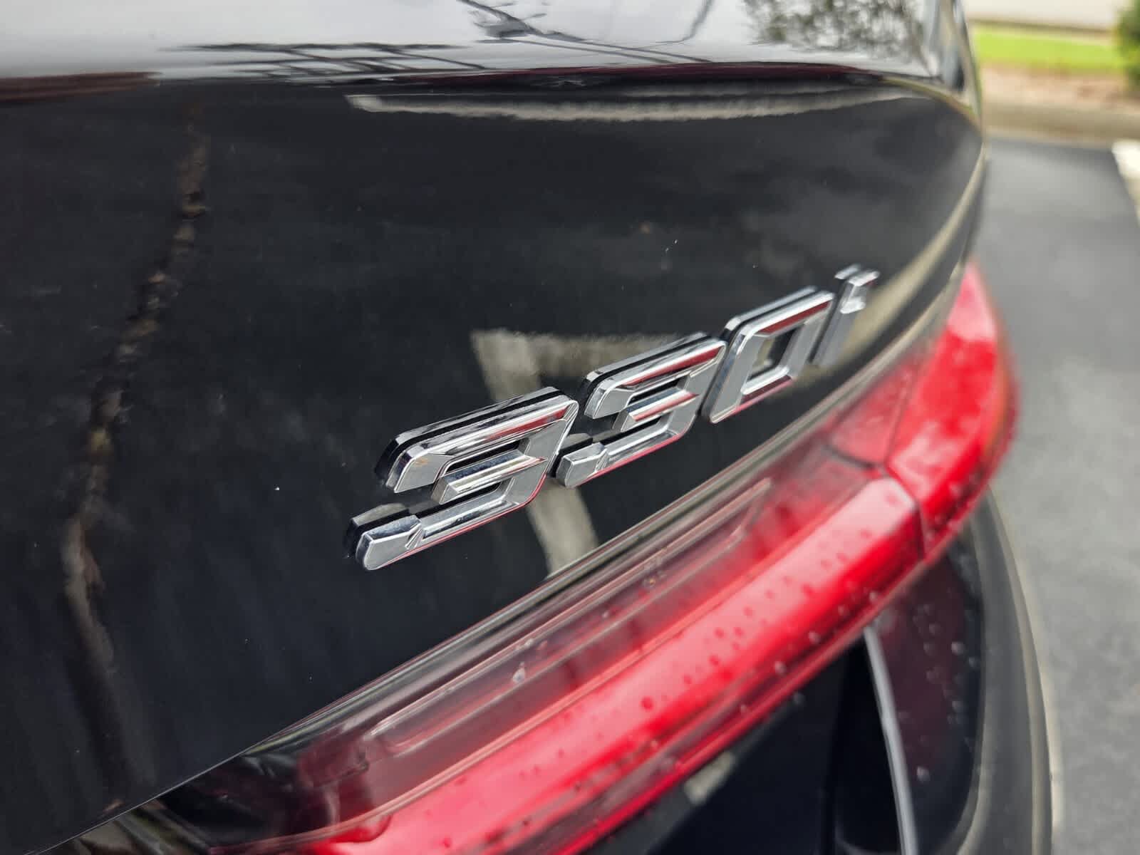 Used 2024 BMW 330i Sedan w/ Premium Package RWD image 16