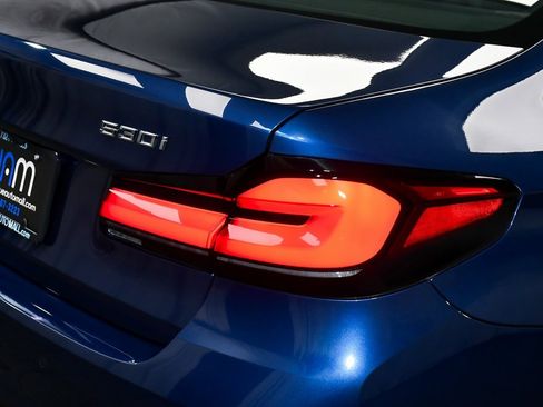 Used 2023 BMW 530i xDrive w/ Premium Package image 90