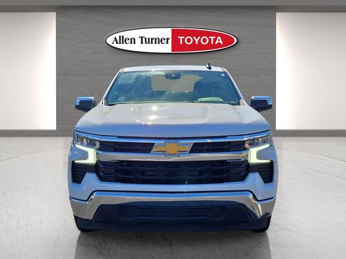 Used 2023 Chevrolet Silverado 1500 LT image 4
