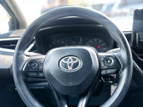Used 2024 Toyota Corolla LE FWD image 11