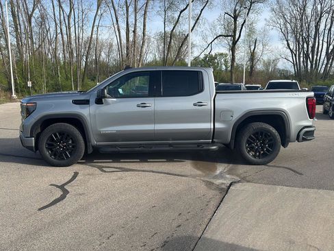 Used 2023 GMC Sierra 1500 Elevation AWD/4WD image 2
