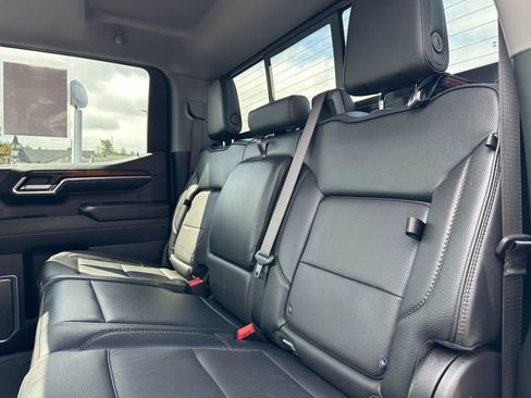 Used 2025 GMC Sierra 1500 Denali AWD/4WD image 23
