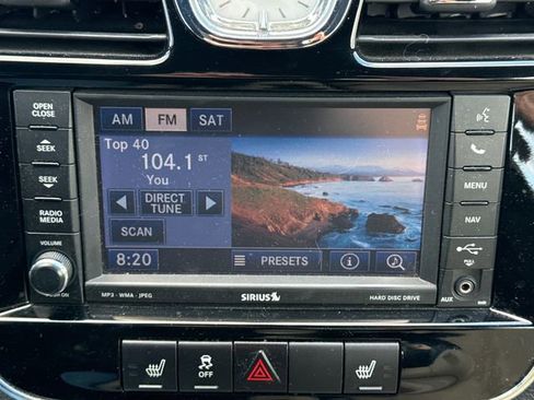 Used 2013 Chrysler 200 Limited image 20