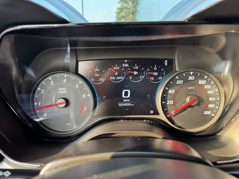 Used 2018 Chevrolet Camaro ZL1 RWD image 16