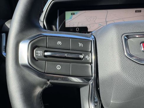 Used 2025 GMC Terrain Elevation w/ Black Edition image 28